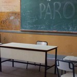 Educación: El «relato» sube y el presupuesto baja