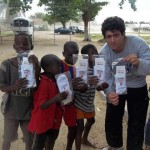 ¿Quién llevó a los niños descalzos de Angola la campaña contra Clarín?