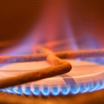 Aumentan del 100% al 400% las tarifas de gas y agua