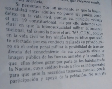 Homosexualidad en las filas militares.