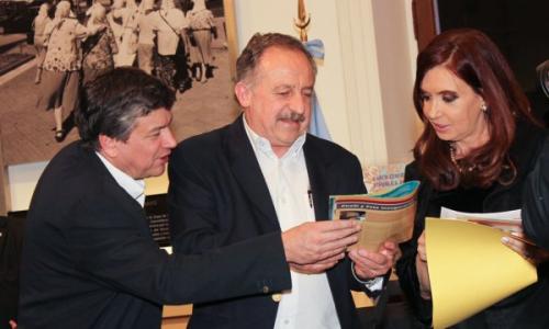 Wasiejco antes de ser derrotado, con Hugo Yasky y Cristina Fernández.